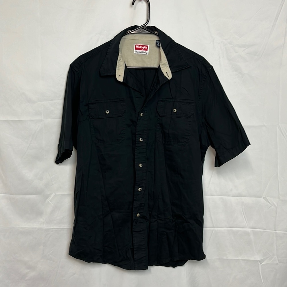 Men’s Wrangler short sleeve button down dress shirt - Picture 1 of 4
